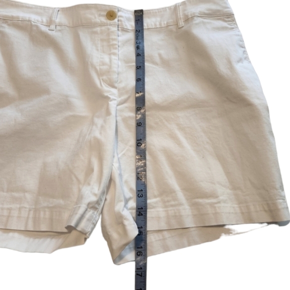 Talbots Petites White Shorts - Picture 4 of 8